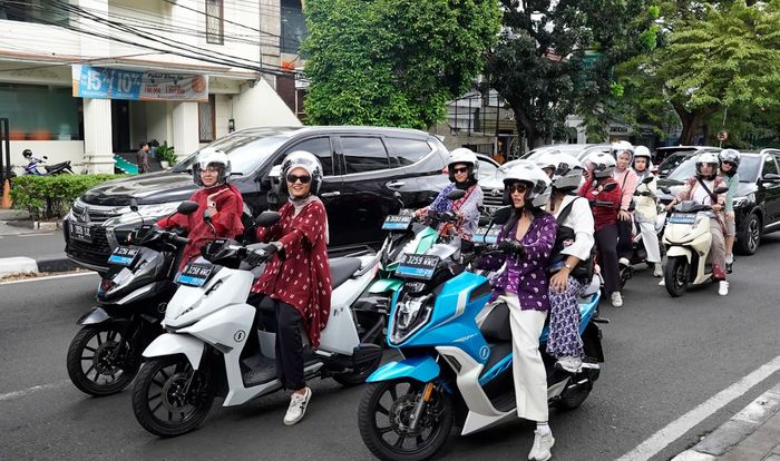 motor listrik, alva, Kartini ride, OTOladies, ALVA Gandeng Komunitas OTOLadies di Gelaran Kartini Ride, Simak Keseruannya