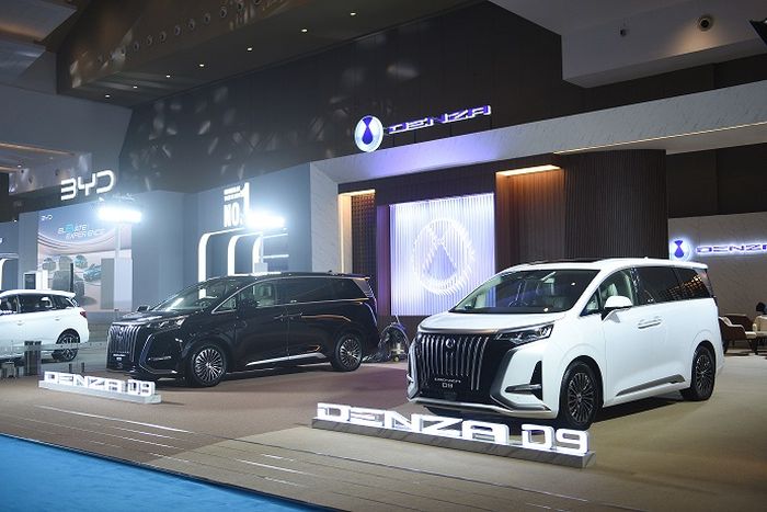 mobil listrik, Periklindo Electric Vehicle Show, denza, PEVS 2025, BYD dan Denza Gebrak PEVS 2025, Sediakan Test Drive Eksklusif di Dalam Area Pameran