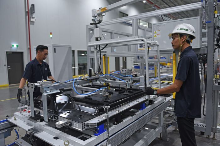 baterai, mobil listrik, hyundai kona electric, PT HLI Green Power, PT Hyundai Energi Indonesia, Baterai Hyundai Kona Electric Buatan Indonesia, Begini Proses Bikinnya