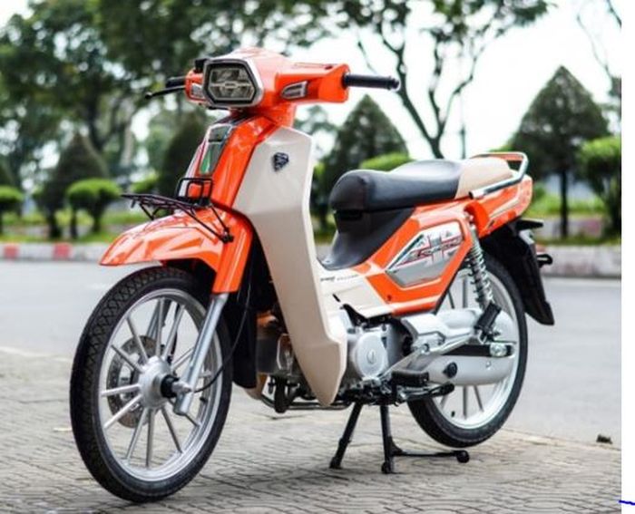 vietnam, motor bebek, honda astrea, gpx rock, motor bebek retro, Motor Bebek Retro Ini Mirip Astrea Versi Modern, Bisa Jalan 216 KM Sekali Full Tank
