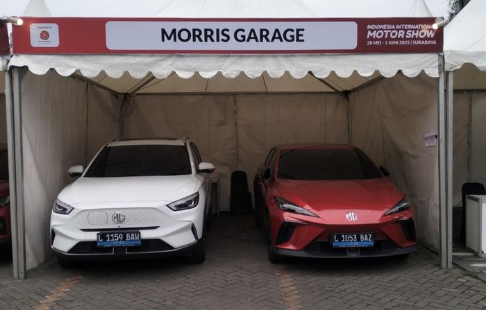 MG Motor Indonesia, MG ZS EV, MG Cyberster, Mg 4 ev, IIMS Surabaya 2025, MG Pamer Mobil Listrik dan Hybrid di IIMS Surabya 2025, Banyak Promonya