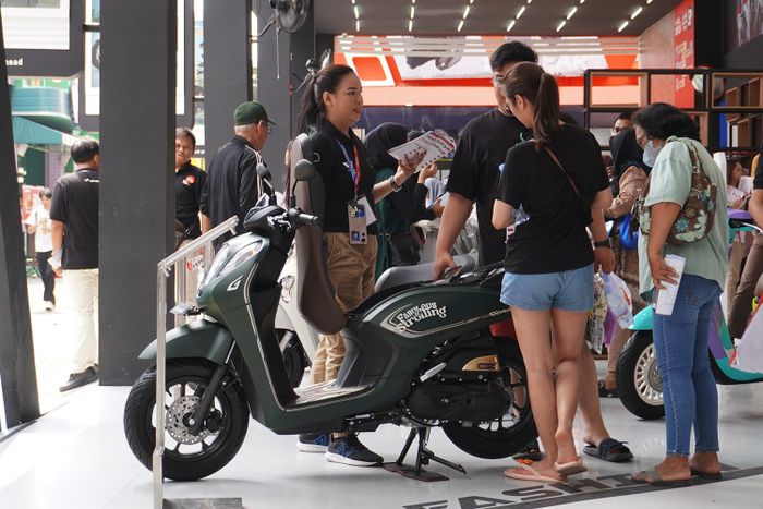 promo motor honda, wahana makmur sejati, Diskon motor Honda, Jakarta Fair Kemayoran 2025, Diskon Kredit Honda, Spesial Promo, Honda BeAT Sampai PCX 160 Disembelih Rp 2 Juta dan Ada Potongan Tenor 5 Kali