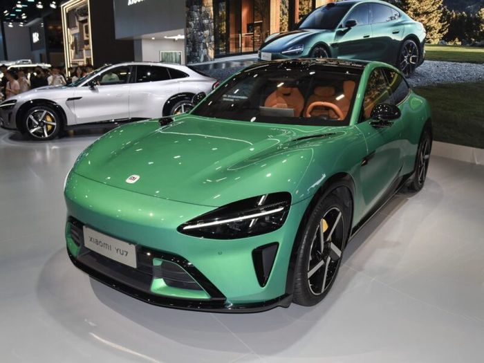 China, Xiaomi, mobil listrik, mobil listrik Xiaomi, xiaomi yu7, Tesla Model Y Ketar-ketir, 200 Ribu Xiaomi YU7 Terjual Hanya Dalam 3 Menit