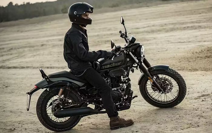 motor kustom, harley-davidson, flat tracker, cruiser, Macbor Rockster 125, Bermesin Kecil, Cruiser Macho Ini Bisa Dikira Moge, Sanggup Jalan 642 KM Sekali Fulltank