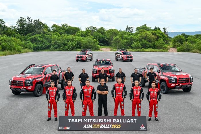 mitsubishi, ralliart, AXCR, Asia Cross Country Rally, Mitsubishi Ralliart, Bawa Tiga Triton, Tim Mitsubishi Ralliart Siap Libas Asia Cross Country Rally 2025