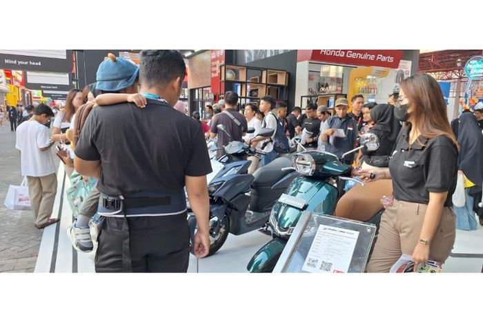 motor honda, penjualan motor, penjualan motor honda, Astra Honda Motor (AHM), Pasar Motor Nasional Turun, AHM Optimis Penjualan Tetap Stabil, BeAT hingga Vario Jadi Andalan