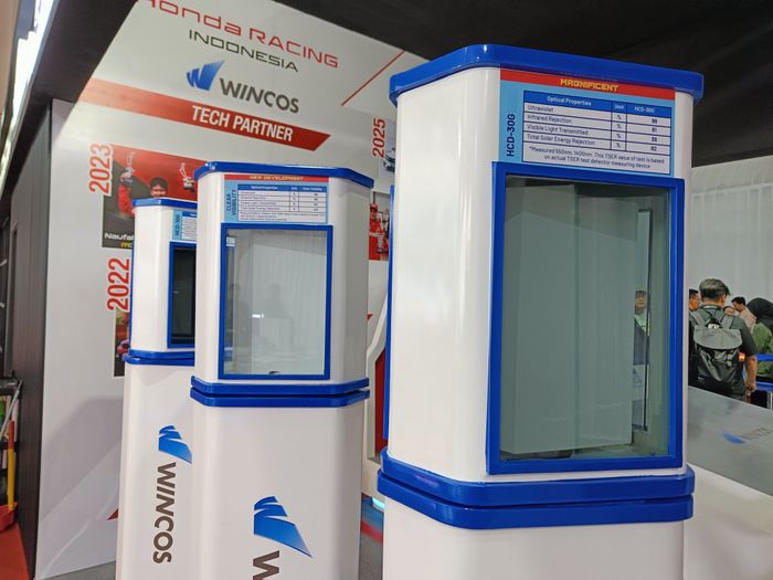 baterai, konsumsi, kaca film, mobil listrik, wincos, jarak tempuh, Apa Ada Beda Kaca Film Mobil Listrik vs Mobil Biasa? Begini Jawabannya