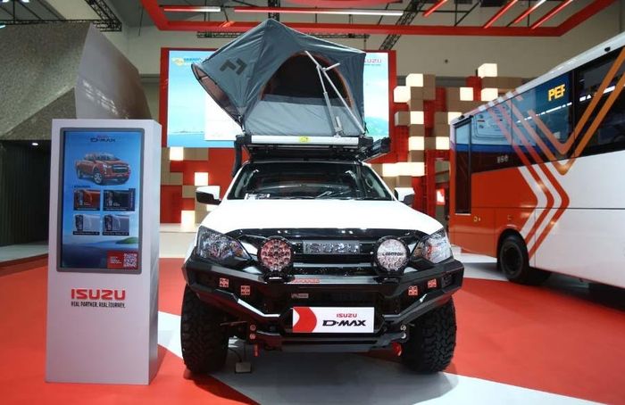mobil off-road, isuzu d-max, modifikasi off-road, GIIAS 2025, isuzu d-max off-road, Layak Jadi Inspirasi Modifikasi, Isuzu D-Max Tampil Macho Bergaya Off-Road di GIIAS 2025