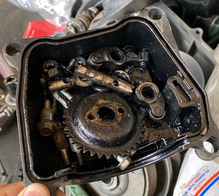 honda, vario 125, oli palsu, oli mesin palsu, Nolimit Speed Cibinong, Serem Banget! Ternyata Begini Efeknya Pakai Oli Palsu Buat Mesin Motor