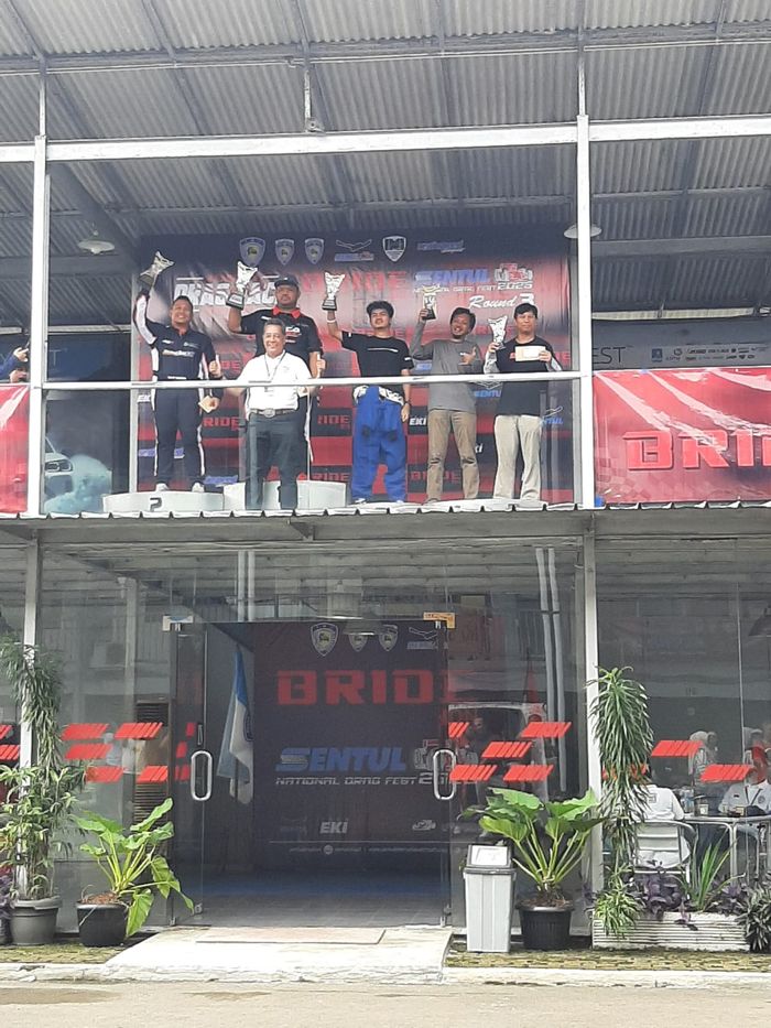 toyota all new agya, all new agya, Agya Tipe G Manual, Drag Fest Sentul, ANAID, All New Agya Milik Istri Tercinta Juara Drag Fest Sentul, Lintasan 402 Meter Tembus Dalam Waktu Segini