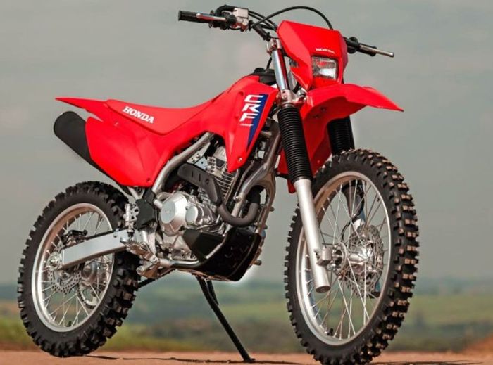 brasil, honda, motor trail, honda crf, Honda CRF300F, Punya Nuansa Trail Jadul, Honda CRF Baru Seharga Rp 70 Jutaan Ini Gendong Mesin 300 Cc