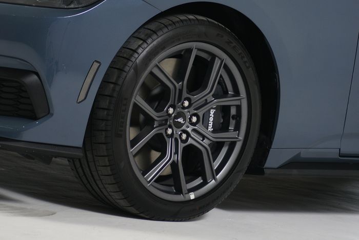 mobil baru, fitur, eksterior, ford, ford mustang, Beberapa Fitur Unik Di Eksterior Ford Mustang, Remnya Besar Sekali!