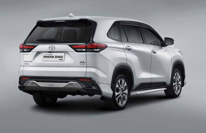 hybrid, Henry Tanoto, pt toyota-astra motor, Gasoline, Toyota Kijang Innova Zenix, Kejutan, Toyota Kijang Innova Zenix di Indonesia Dapat Ubahan