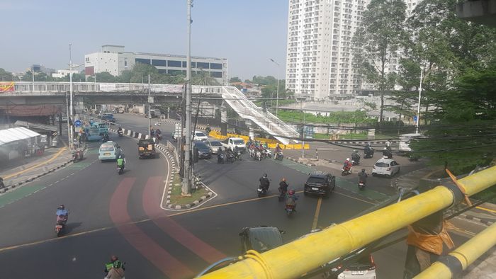 stiker, sirine, strobo, Stop strobo, Dibungkam Stiker Sindiran, Strobo Mulai Redup di Jalanan Ibu Kota