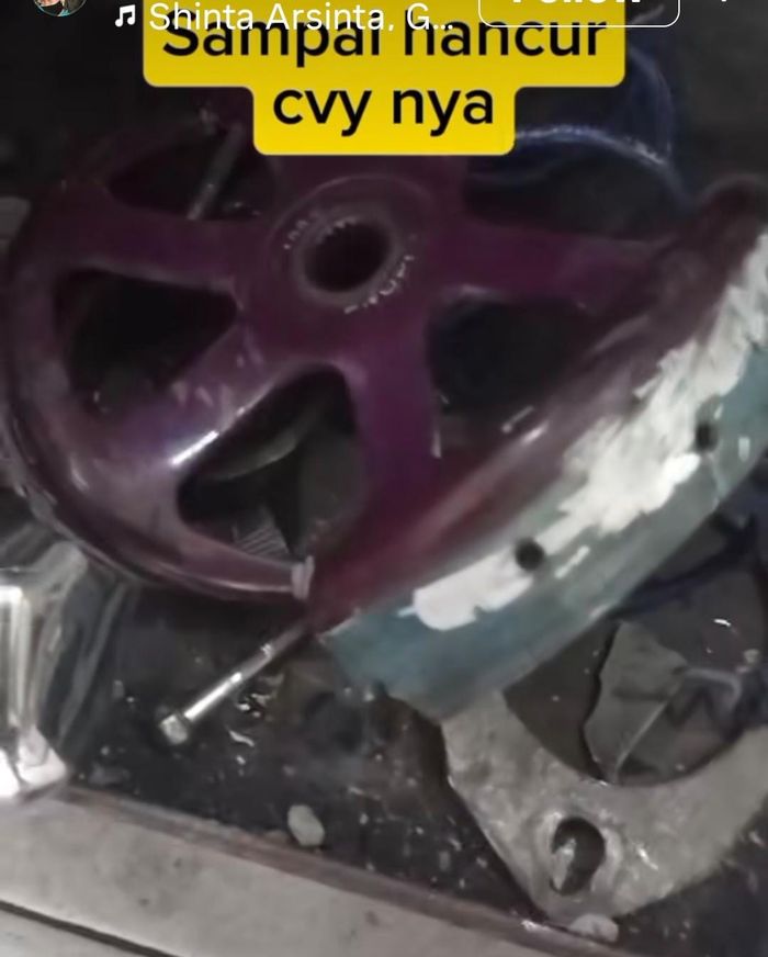 honda vario, upgrade CVT, geber, blok cvt pecah, CVT Skutik Pecah Saat Digeber Hampir Memakan Korban, Mekanik Bengkel Spesialis Angkat Bicara