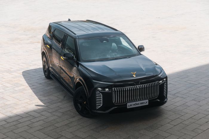 vietnam, mobil anti peluru, vinfast, lac hong 900 lx, Peringati Kemerdekaan Vietnam, VinFast Luncurkan Mobil Anti-Peluru Buat Pejabat