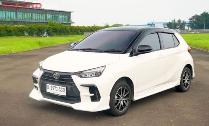 konsumsi bbm, toyota agya, Toyota Agya GR Sport, Suzuki Fronx, Suzuki Fronx GL Vs Toyota Agya GR Sport, Siapa Yang Lebih Irit?