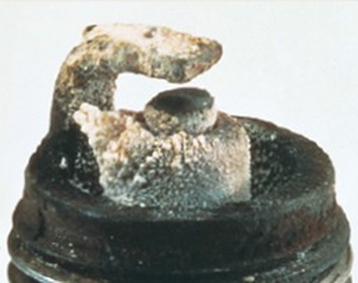 panas, meleleh, busi, ruang bakar, elektroda, sistem pendingin, Elektroda Busi Mobil Bisa Meleleh, Mari Kita Cari Tahu Penyebabnya