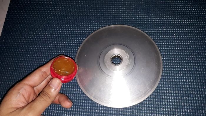 grease, deltalube, grease CVT, cvt motor matic, Ternyata Begini Ciri Grease CVT Motor Matic Rusak dan Minta Ganti