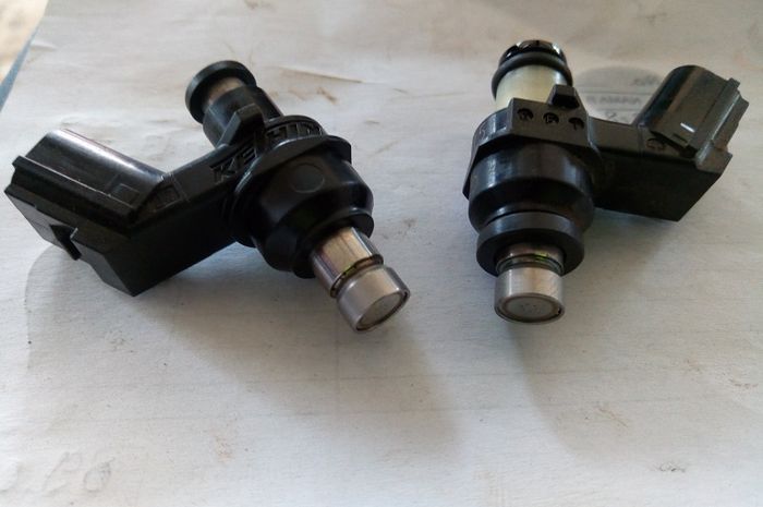 motor matic, busi motor, busi motor matic, penyebab busi hitam, penyebab busi motor matic hitam, kenapa busi motor matic hitam, kenapa busi motor bisa hitam, Akhirnya Tahu, Ternyata Ini Dua Penyebab Busi Motor Matic Jadi Hitam