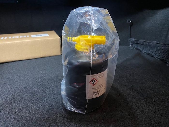 ban bocor, mobil listrik, ban serep, ban mobil listrik bocor, Tak Semua Ada Serepnyua, Lakukan Ini Kalau Ban Mobil Listrik Bocor di Jalan