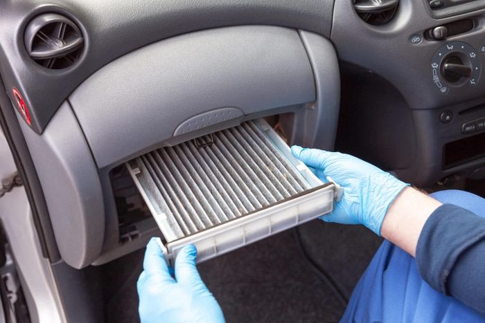 mobil bekas, filter kabin, filter kabin mobil, dampak filter kabin jarang dibersihkan, risiko filter kabin kotor, dampak filter kabin kotor, Risiko Membiarkan Filter Kabin Mobil Kotor, Bisa Sebabkan Masalah Ini