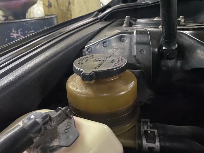 power steering, tie rod, rack steer, power steering bocor, power steering mobil rusak, Power Steering Berat Sebelah? Jangan Langsung Ganti Rack Steer!