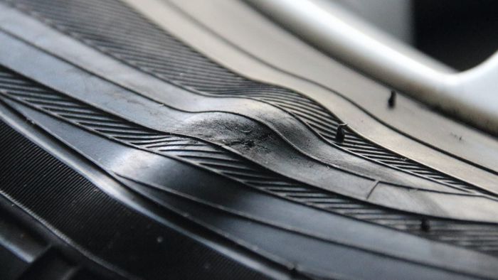 benjolan, angin, ban mobil, tekanan angin, kempis, dinding ban, Biarkan Ban Mobil Sering Kempis, Ini Dampak Jangka Panjangnya