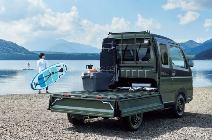 jepang, suzuki carry, kei car, suzuki super carry, pikap, Suzuki Carry Ini Cocok Buat Adventure, Jarak Tempuh Tembus 600 KM Sekali Full Tank