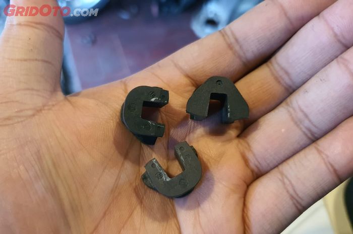 Ternyata Ini Manfaat Slide Piece Bahan Teflon di CVT Motor Matic