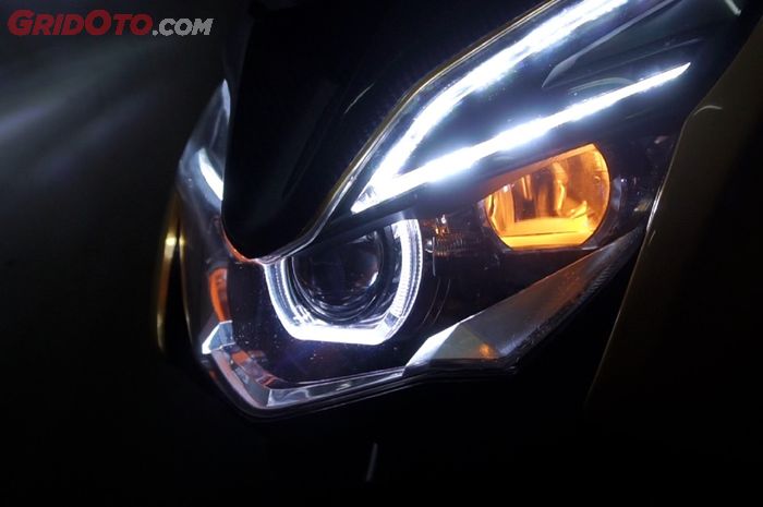 Ternyata Ini yang Bikin Lampu Motor Malah Redup Saat Digas Tinggi