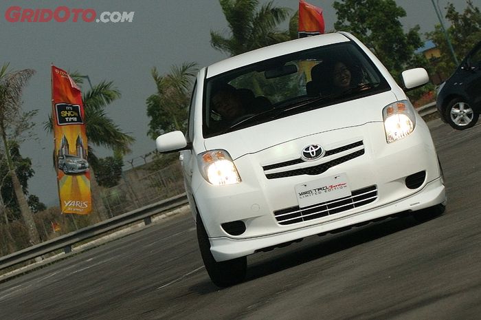 Yang Mau Beli Simak, Ini Kelebihan dan Kekurangan Toyota Yaris Bakpao