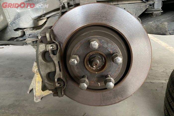 Rem Mobil Bisa Masuk Angin Lho, Begini Cara Benar Menanganinya