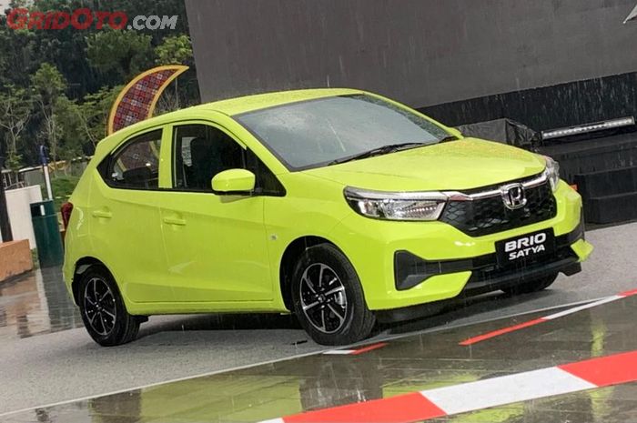 Jadi Best LCGC 5-Seater OTOMOTIF Award 2025, Ini Harga Honda Brio Satya
