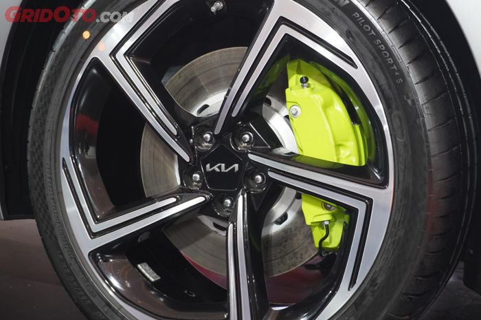 Ini Sebabnya Rem Mobil Bekas Yang Berdecit Wajib Dibersihkan