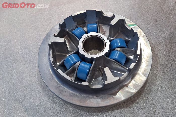 Inilah Beberapa Dampak Membiarkan Roller Motor Matic Peyang