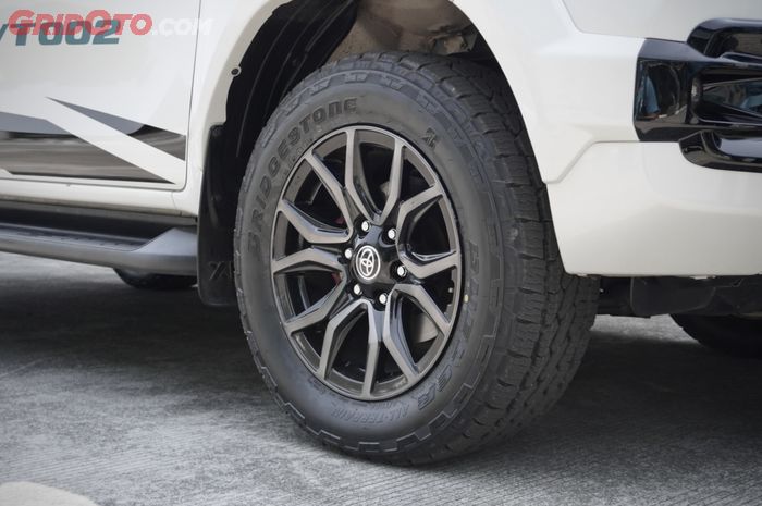 Karet Pentil Ban Mobil Sudah Minta Ganti, Tandanya Seperti Ini