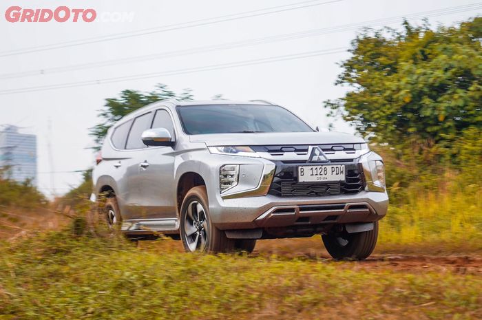 Biaya Ganti Fan Belt Mitsubishi Pajero Sport Dakar di Bengkel Umum