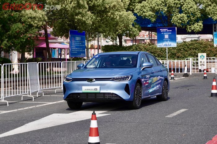 Sedan Chery Ini Jarak Tempuhnya Pecah Rekor, Akan Masuk Indonesia?