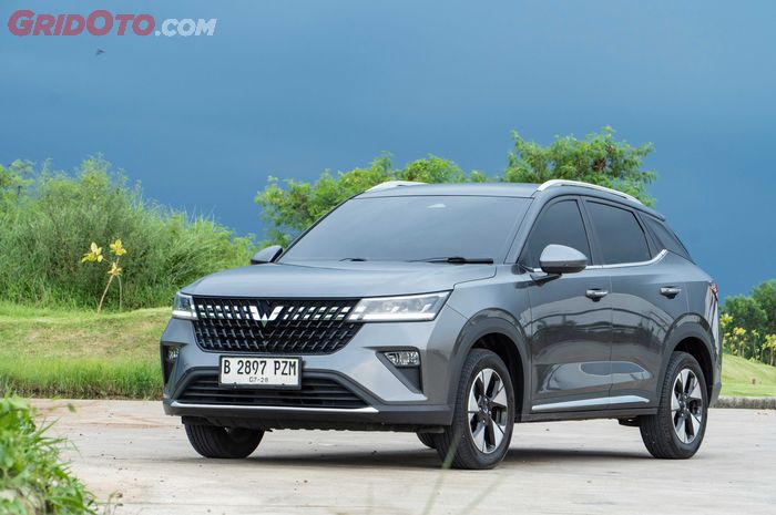 Duel Irit Sesama Mobil Cina, Chery Tiggo Cross Vs Wuling Alvez