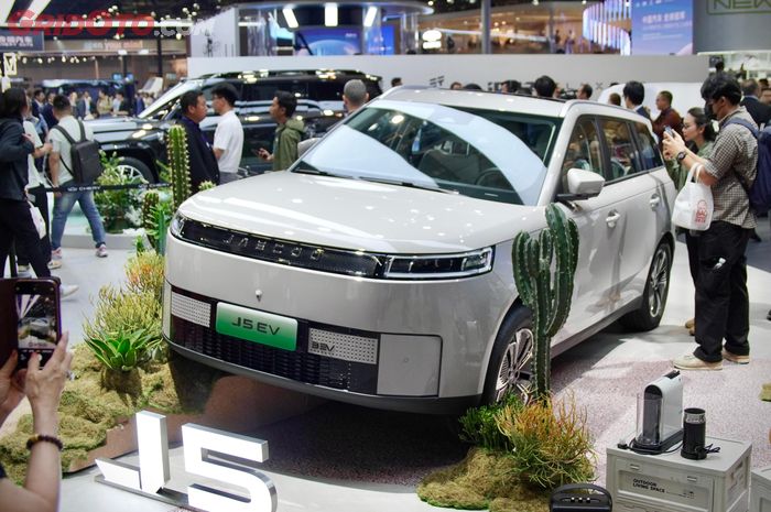Perdana Di Dunia, JAECOO J5 EV Tampil Dalam Auto Shanghai 2025