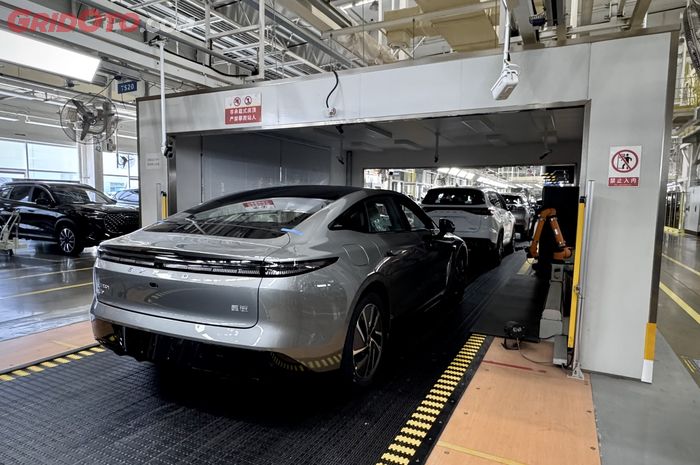 Sudah Tidak Pakai Manusia, Ini Kecanggihan Pabrik Chery di China