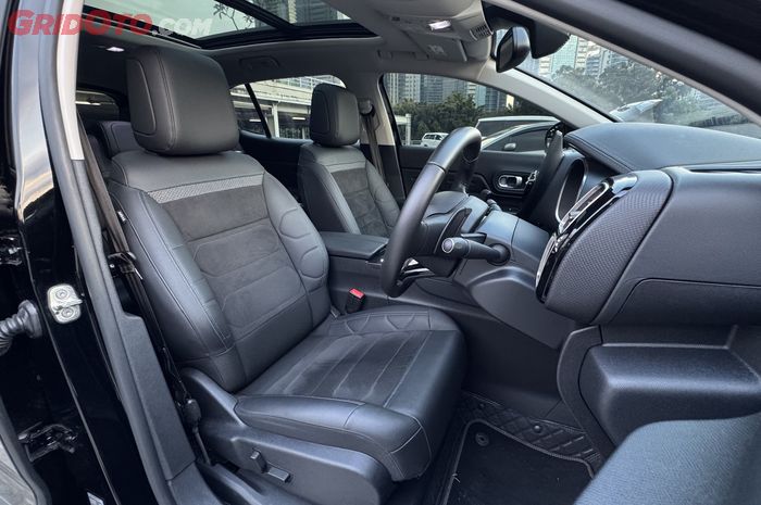 Cara Efektif Merawat Jok Mobil Agar Tidak Mudah Jamuran, Simak Triknya