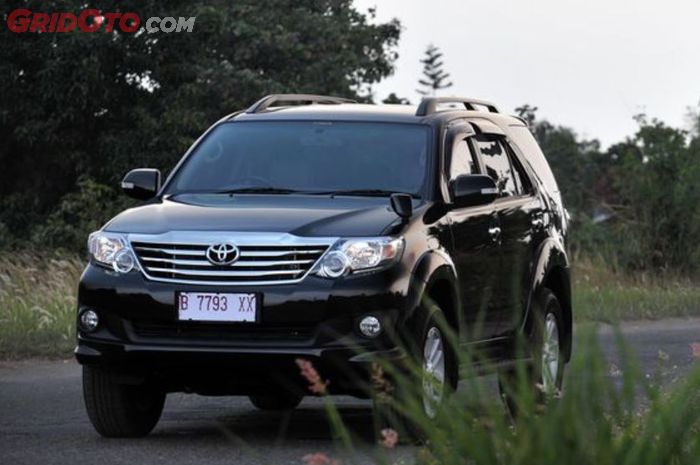 Bertampang Gagah, Segini Kisaran Harga Mobil Bekas Toyota Fortuner Bensin Tahun 2012-2015