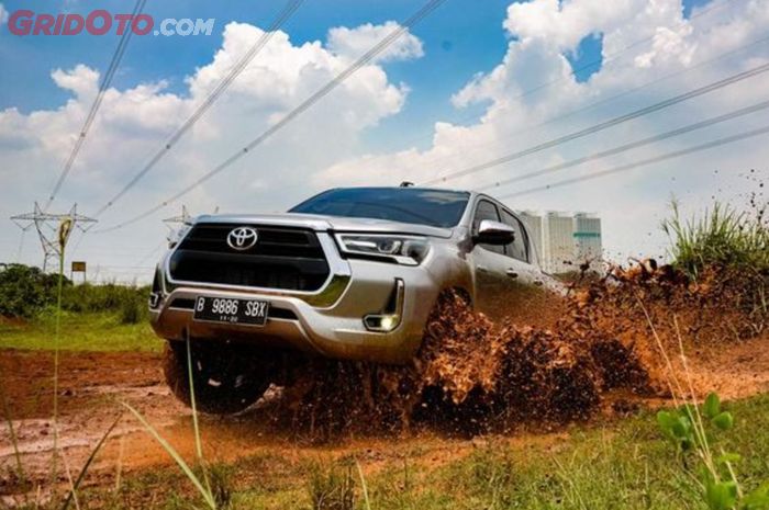 Minat Toyota Hilux Double Cabin, Segini Harga Barunya per Juni 2025
