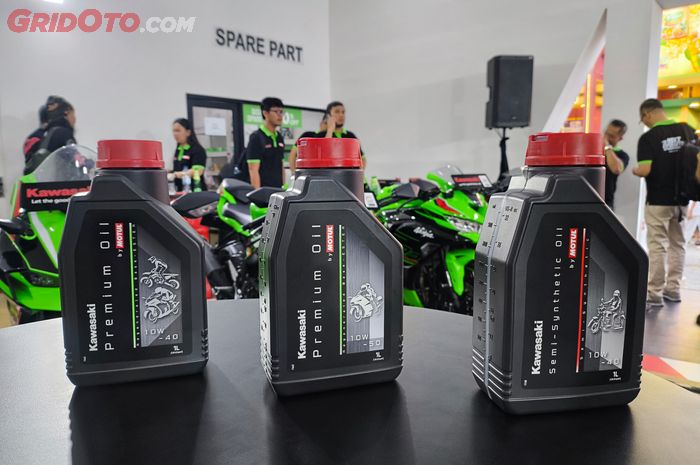 Karena Proses Ini Oli Mesin Terbaru Kawasaki Lebih Ramah Lingkungan
