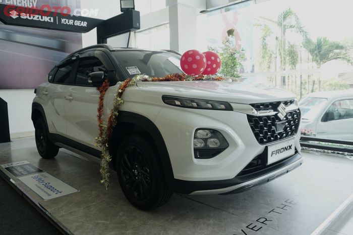 Harga Suzuki Fronx Dipangkas Rp 10 Juta Buat 200 Pembeli Pertama di Yogyakarta, Inden Berapa Lama?