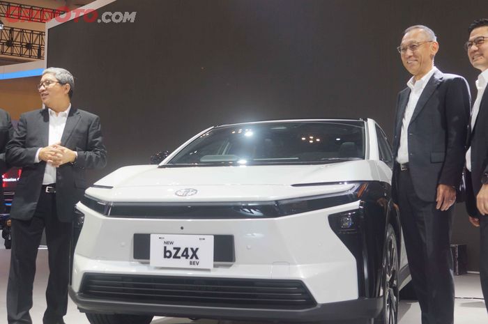 Toyota bZ4X Facelift Dipamerkan di GIIAS 2025, Ini Tampangnya