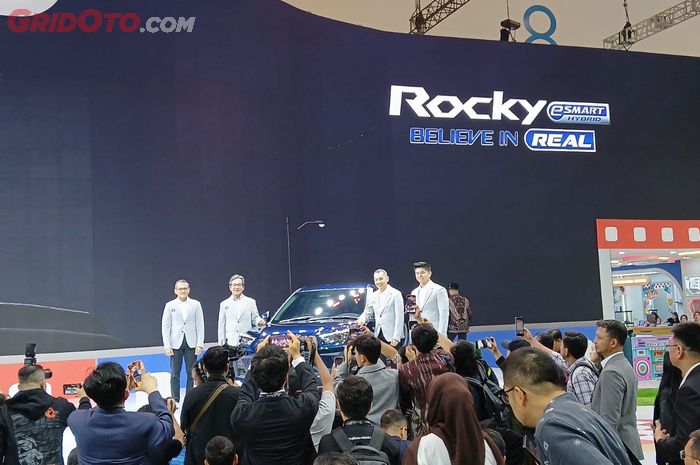 Resmi, Daihatsu Rocky Hybrid Dijual Rp 293,9 Juta