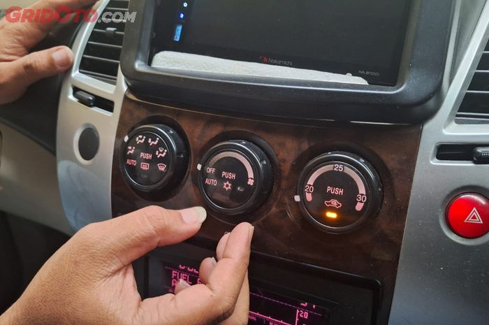 Isi Freon Terlalu Banyak di AC Mobil Enggak Bagus, Ini Masalahnya